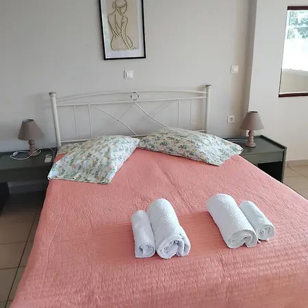 Litsa House شقة Karousádes